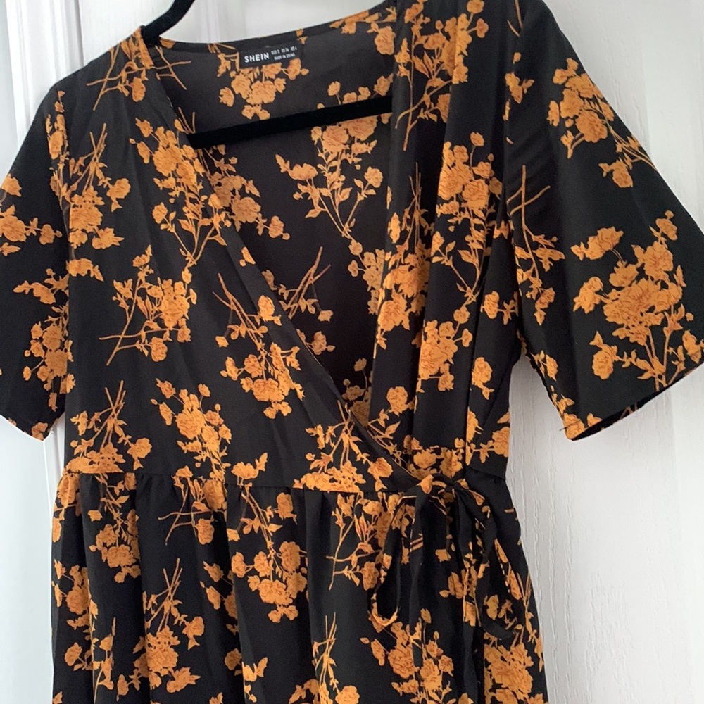 Shein wrap maxi floral dress black tan fall bump friendly maternity - Picture 4 of 13